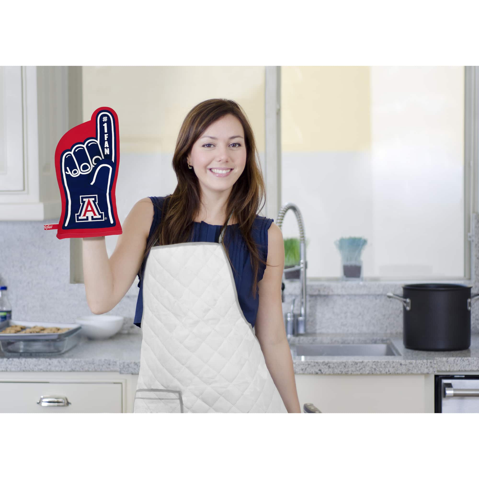 Quilted No.1 Oven Mitt